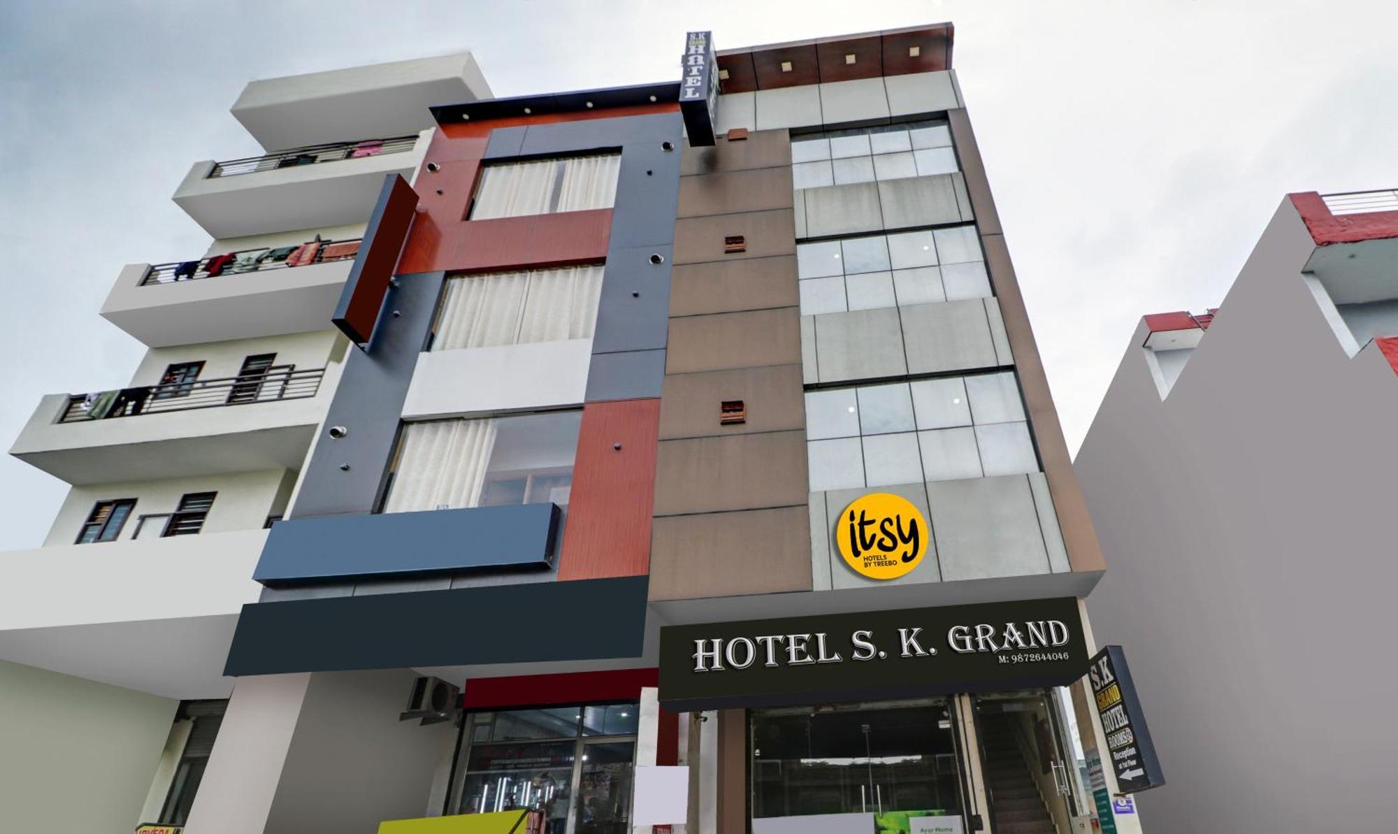 Hotel Itsy By Treebo - Sk Grand - Sector 80 Mohali Sohāna Exterior foto