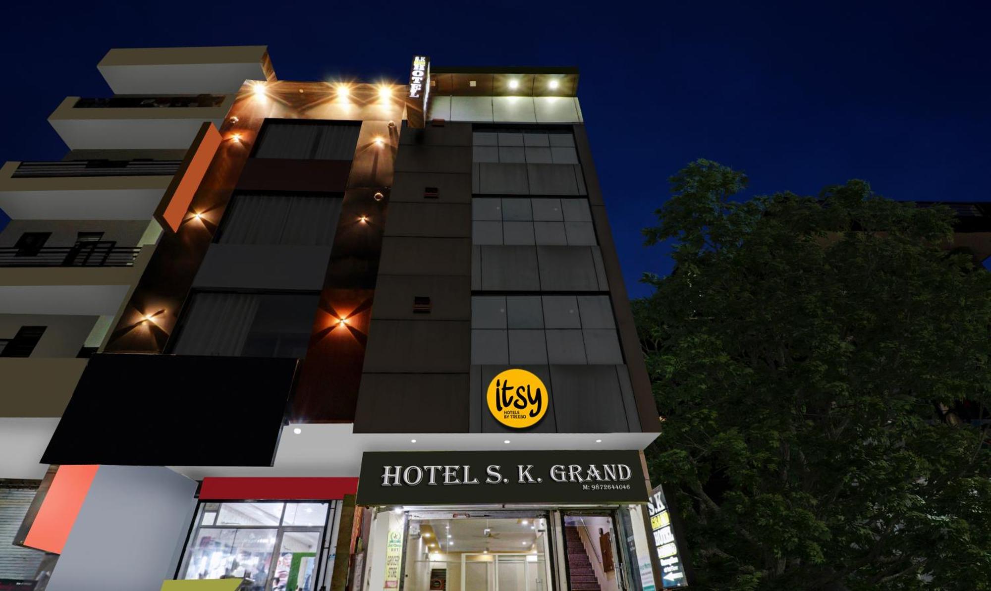 Hotel Itsy By Treebo - Sk Grand - Sector 80 Mohali Sohāna Exterior foto